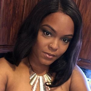 Meet your Posher, Davida